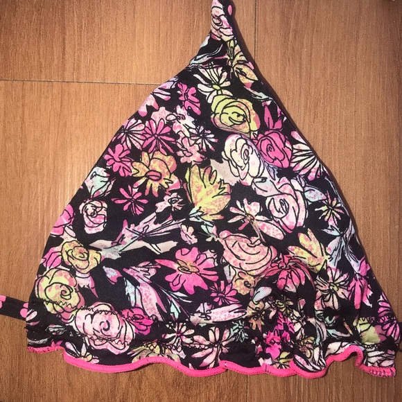 🆕 💕⭐️HP⭐️💕 Reversible Bikini Flower / Polka Dots - Picture 7 of 8